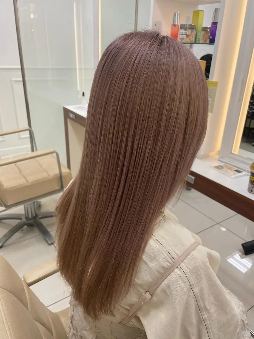 ロング 暖色🎀ゆるふわ☁️ MOERI 🍒のヘアスタイル