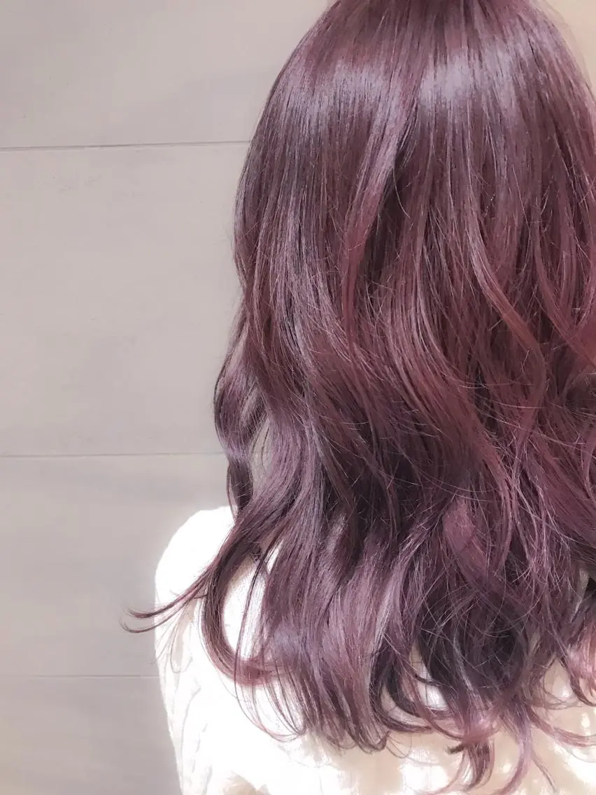 セミロング カラー アディクシーカラー 透明感カラー グラデーションカラー パープルカラー ヘアカラー BOX mico.のヘアスタイル