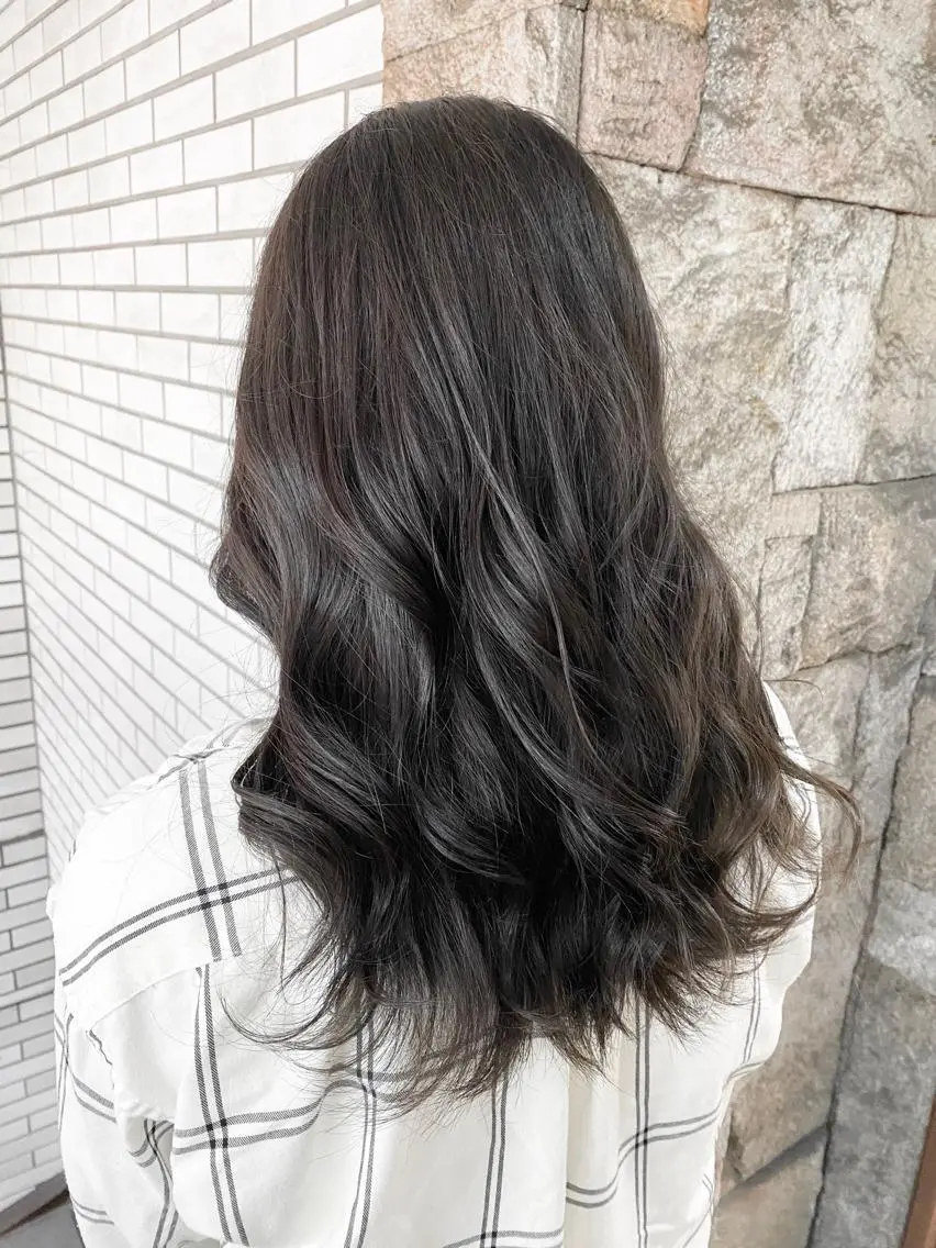 ロング カラー アッシュ アッシュグレー アッシュグレージュ グレージュ カット ヘアカラー トリートメント 萩原 凌✄のヘアスタイル