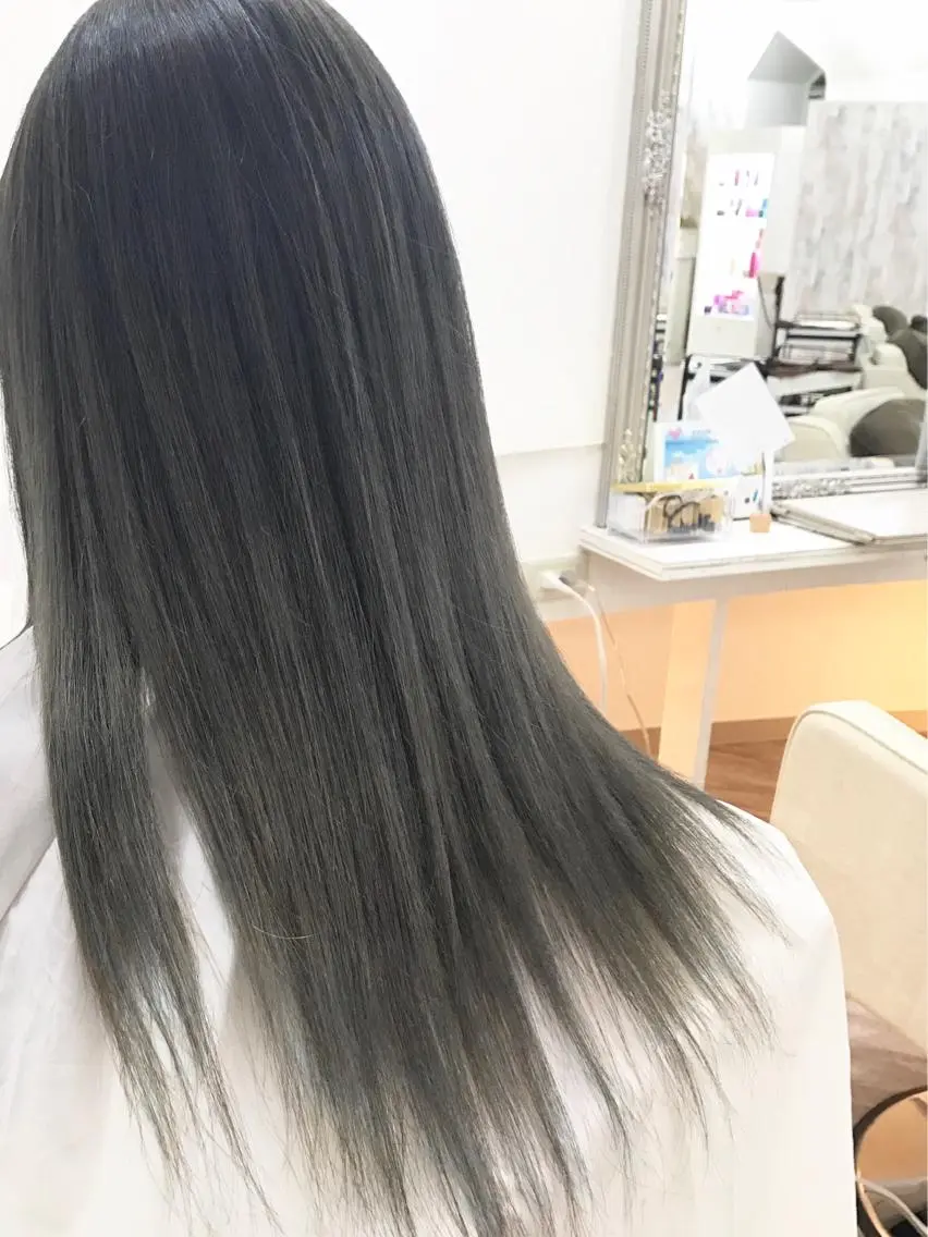 ロング カラー ヘアカラー 艶髪🫧髪質改善 縮毛矯正✨影山湧市のヘアスタイル