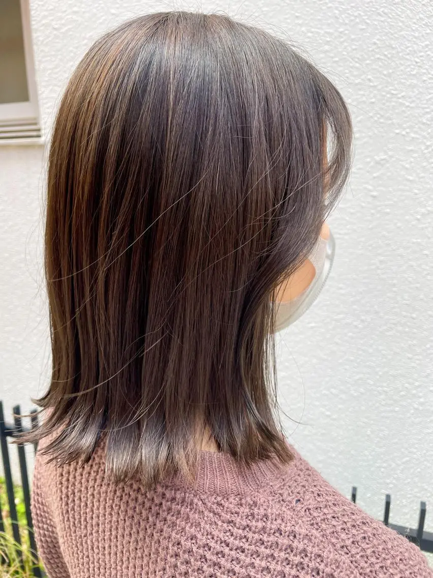 セミロング カット ヘアカラー 永山 愛莉のヘアスタイル