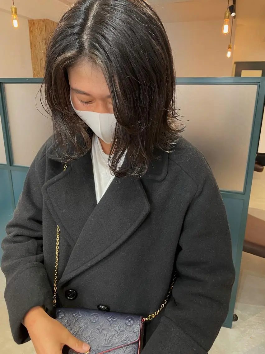 セミロング カラー パーマ ヘアアレンジ ネイル マツエク・マツパ トレンド眉🌈✨ arisaの眉毛・アイブロウイメージ