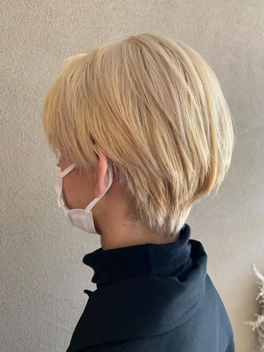 カラー ブリーチ PADOU平松 典幸のヘアスタイル