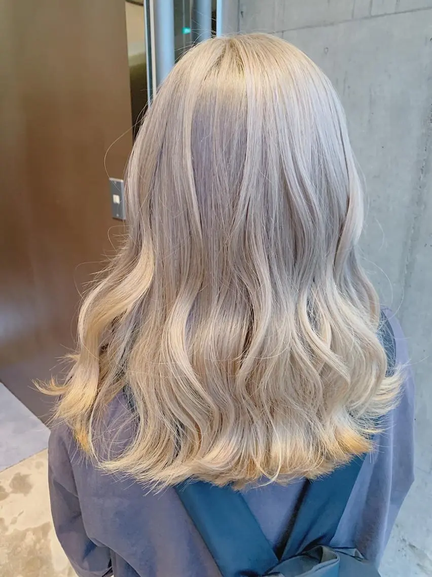 セミロング カラー ブロンド ❇️メンズ特化❇️ 表参道、南青山のヘアスタイル