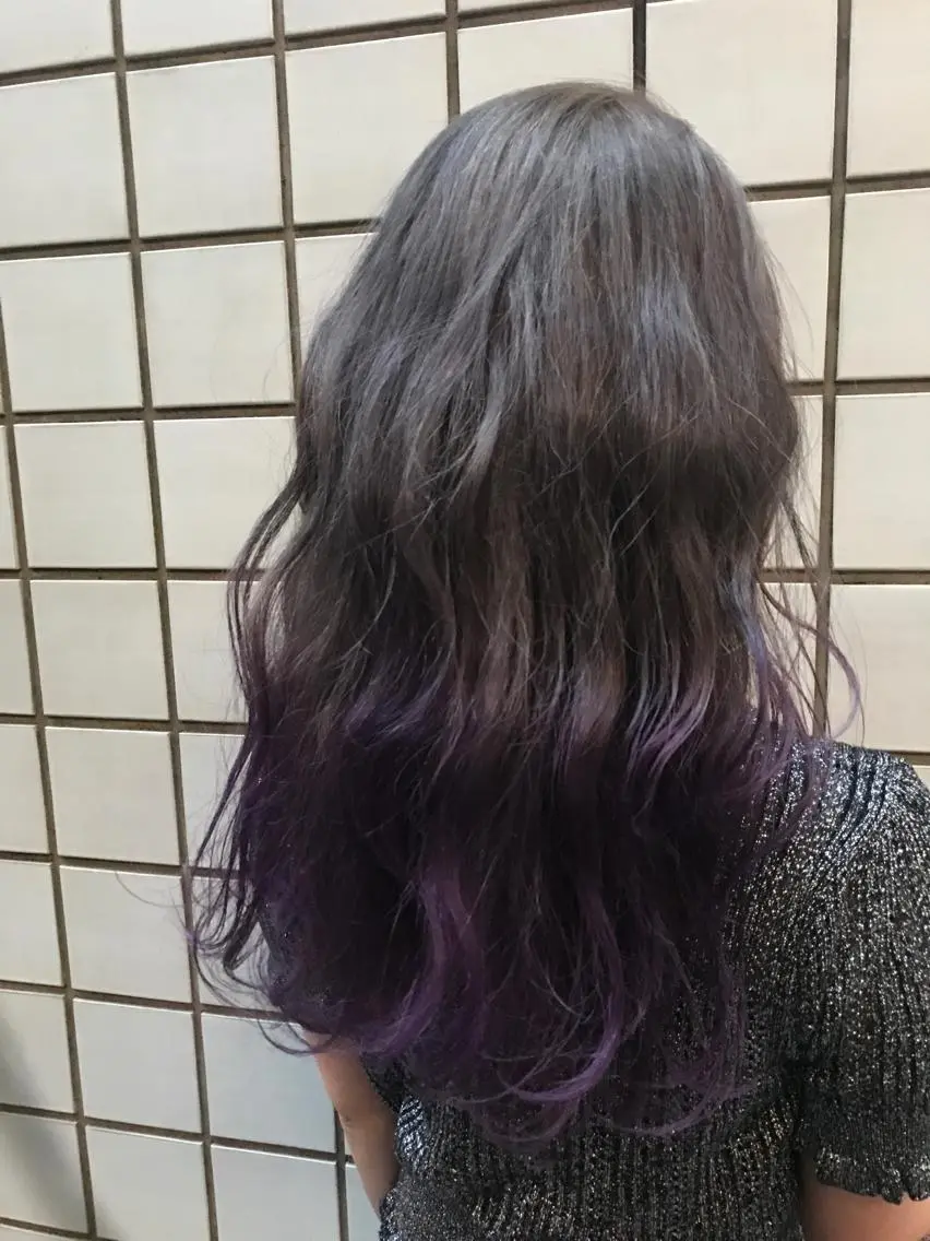 ロング カラー ブリーチ グラデーションカラー グレージュ 透明感カラー/ レイヤー　YUKAのヘアスタイル