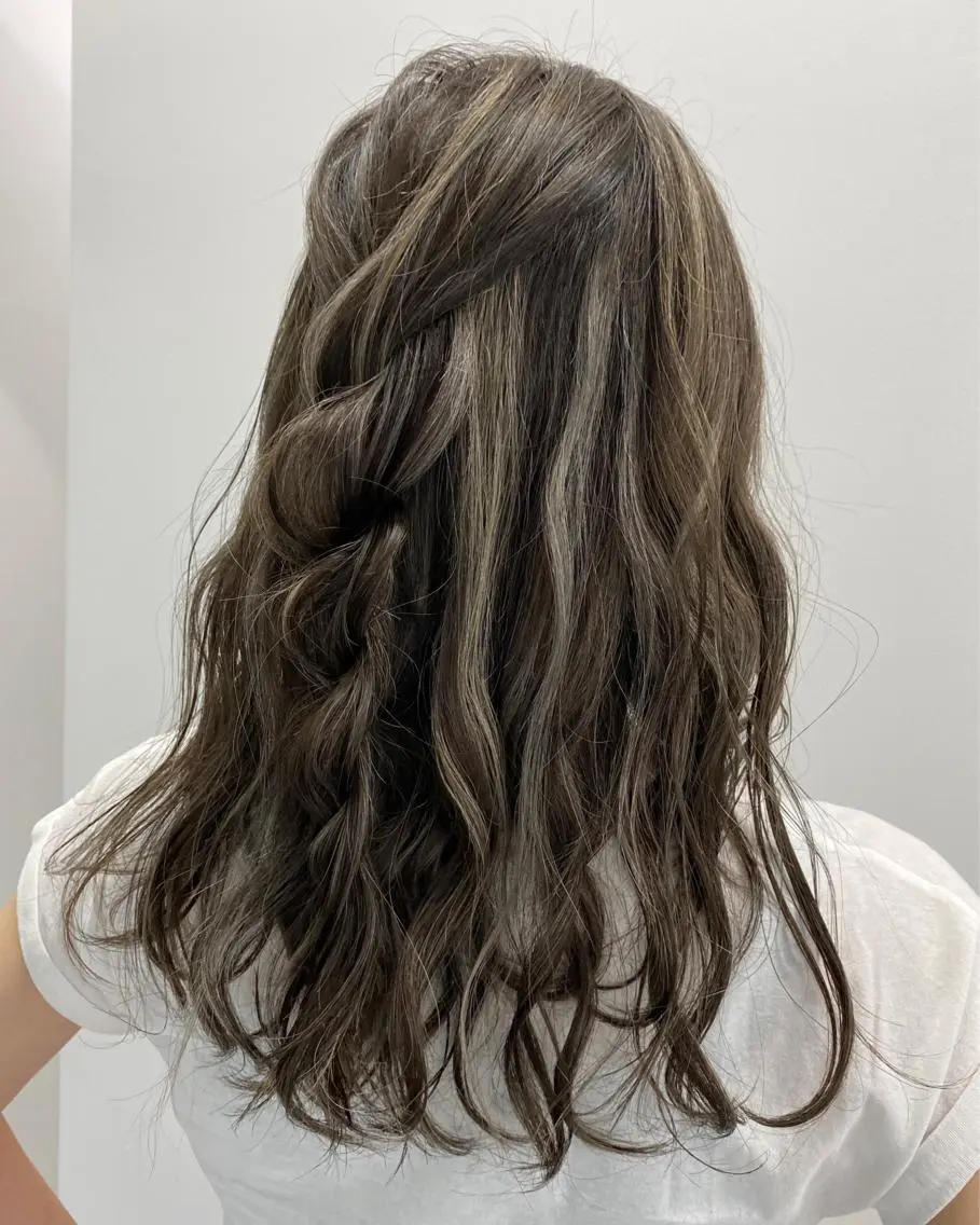 ロング カラー パーマ ヘアアレンジ キッズ ネイル マツエク・マツパ ★ 里奈★のヘアスタイル