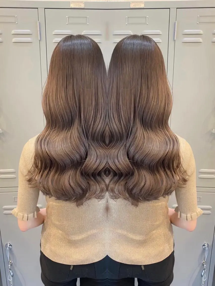 ロング カラー パーマ 🩵レイヤー✖︎ 髪質改善🩵リョウヤのヘアスタイル