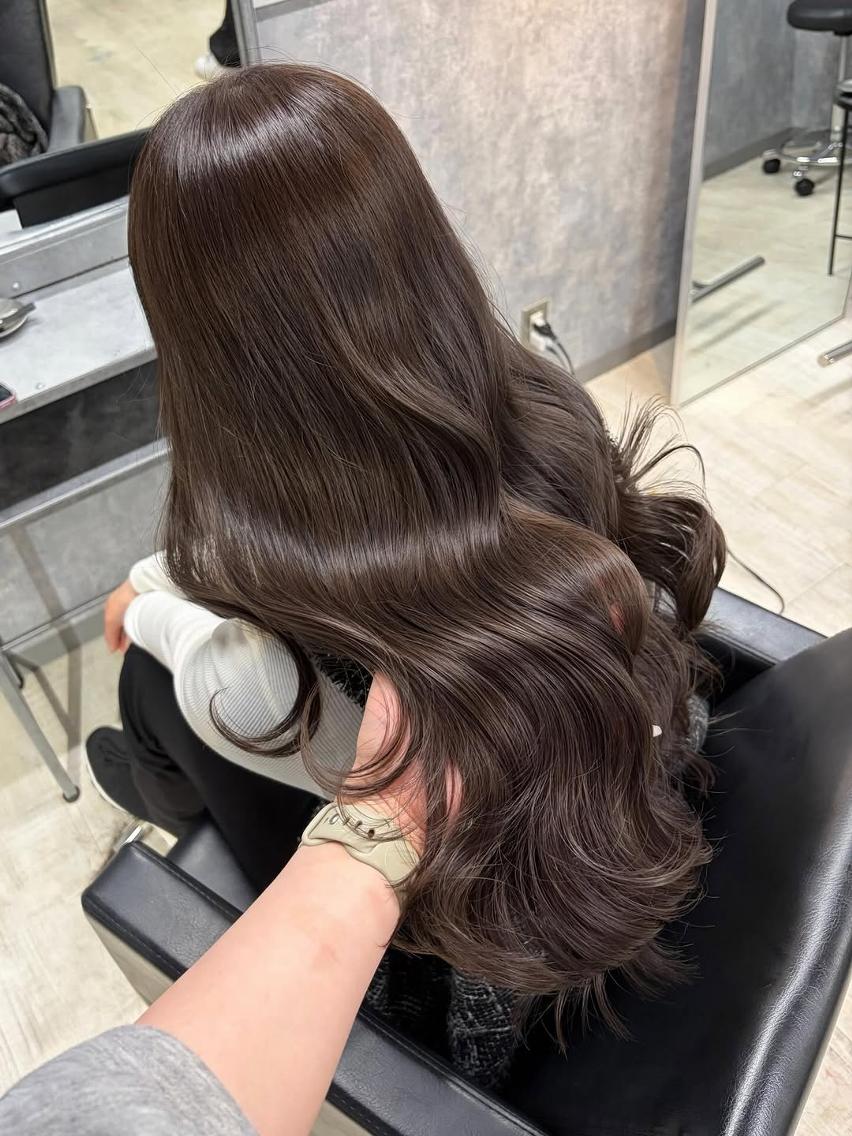 セミロング カラー カット ヘアカラー トリートメント 韓国レイヤー /透明感/宮城ほのかのヘアスタイル