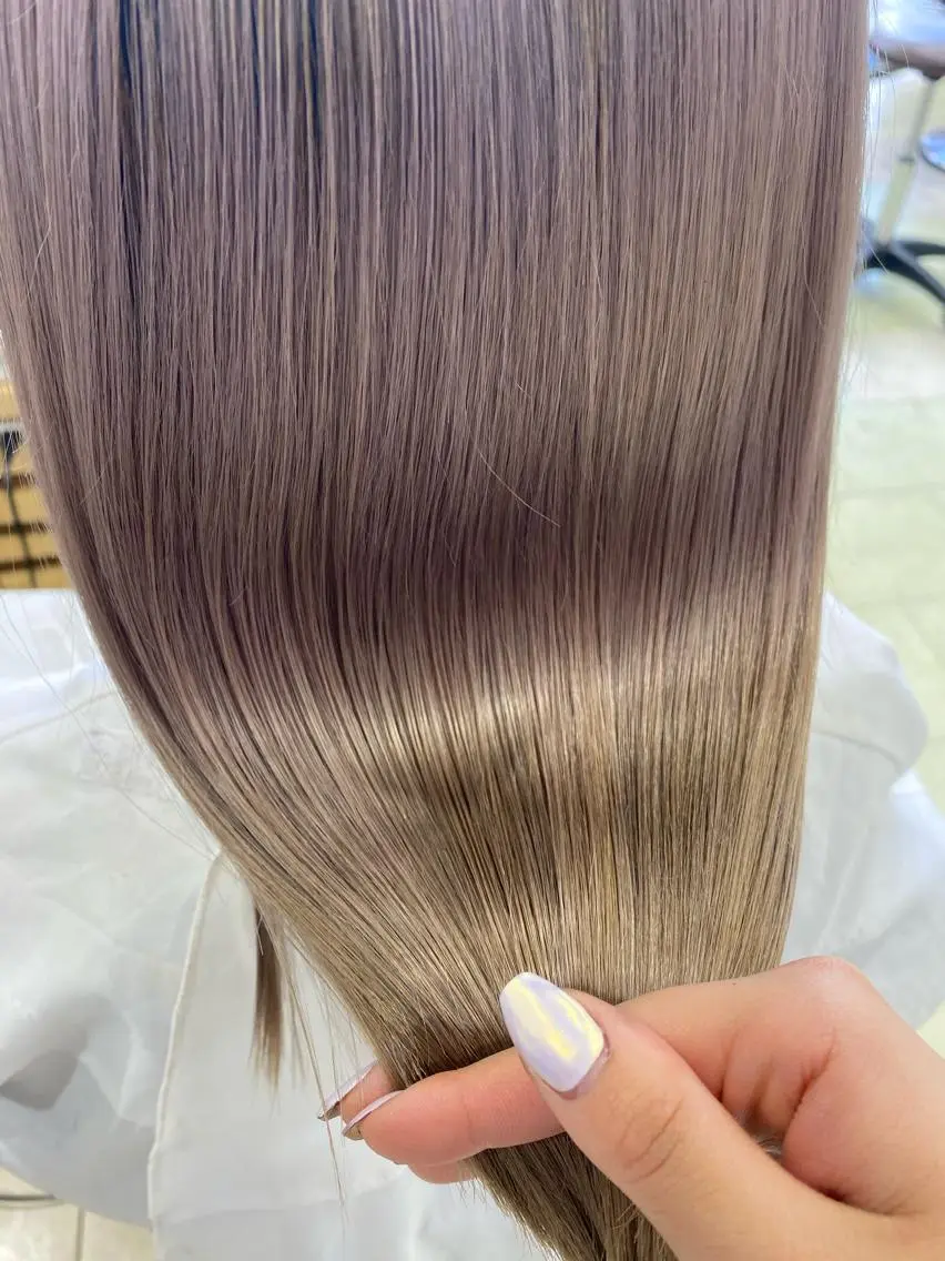 セミロング カラー ヘアアレンジ ブリーチ TSUNA 🌙 Lim 五反田のマツエク・マツパデザイン