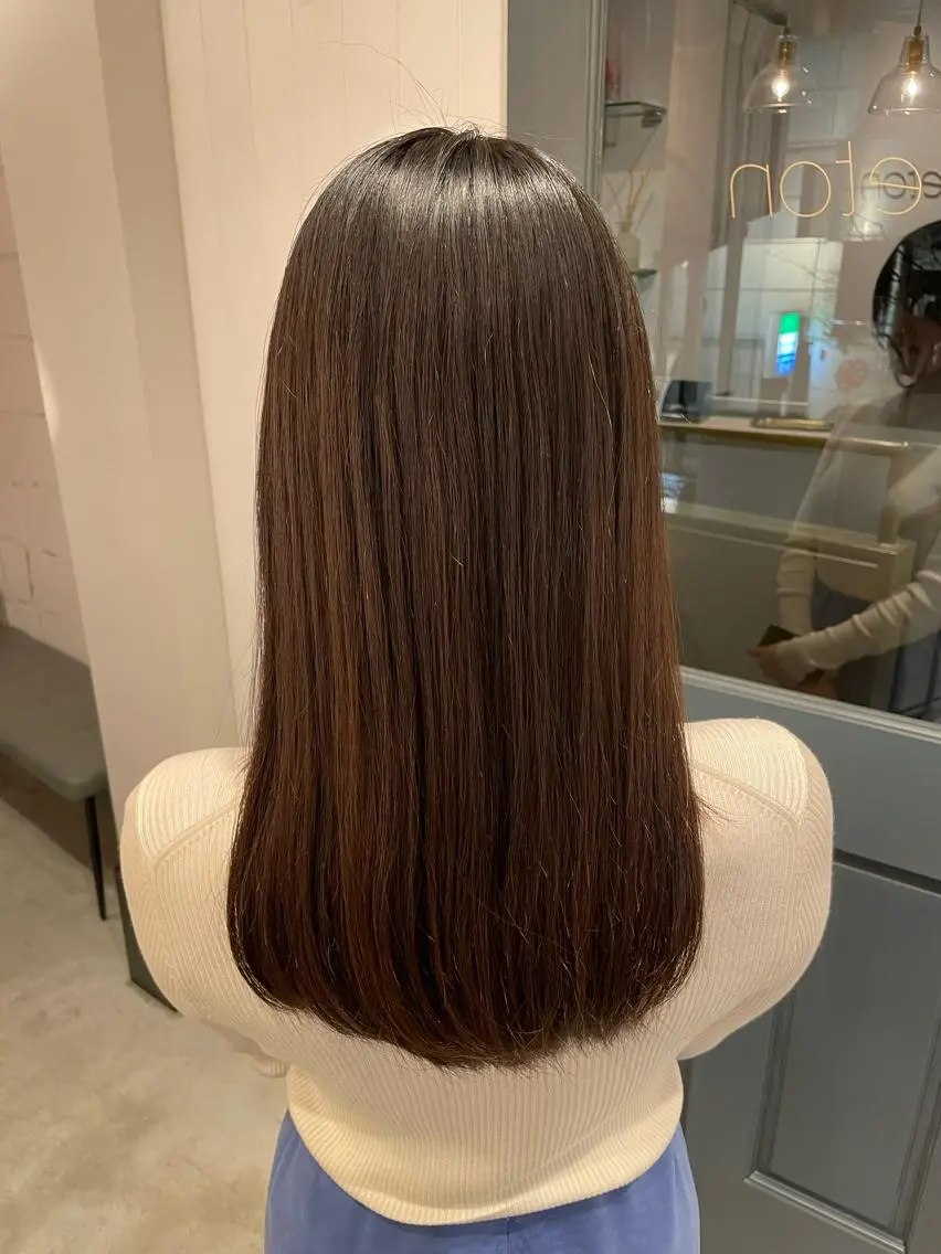 ロング 酸性ストレート 縮毛矯正 レイヤー♡ 石川優奈のヘアスタイル