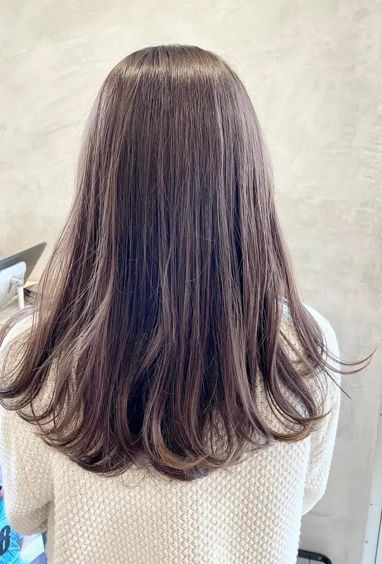 セミロング 韓国レイヤーカット✨ 縮毛矯正　原田 優作のヘアスタイル