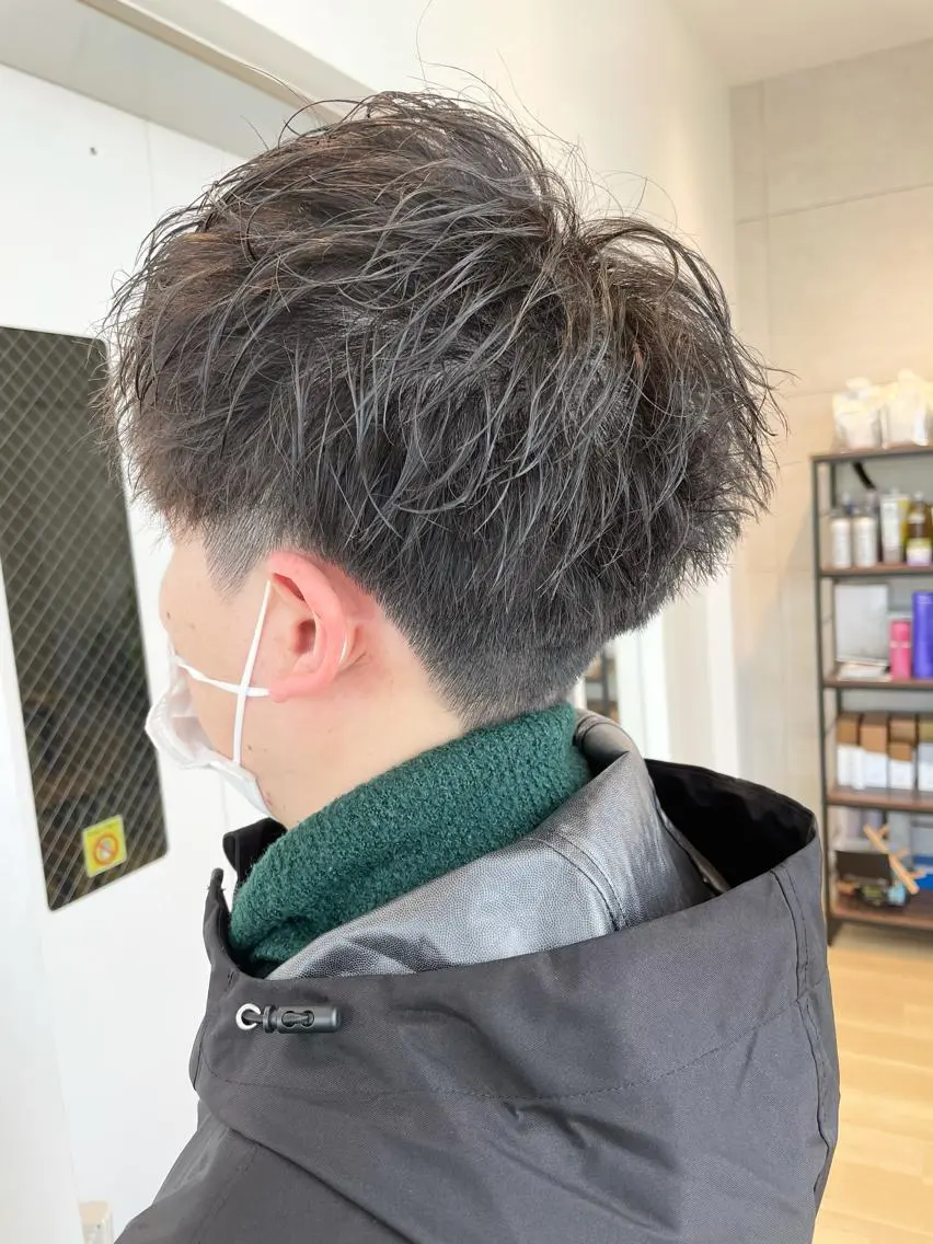 ショート パーマ メンズ 美髪形成!色素改善! 秋田 和輝のヘアスタイル