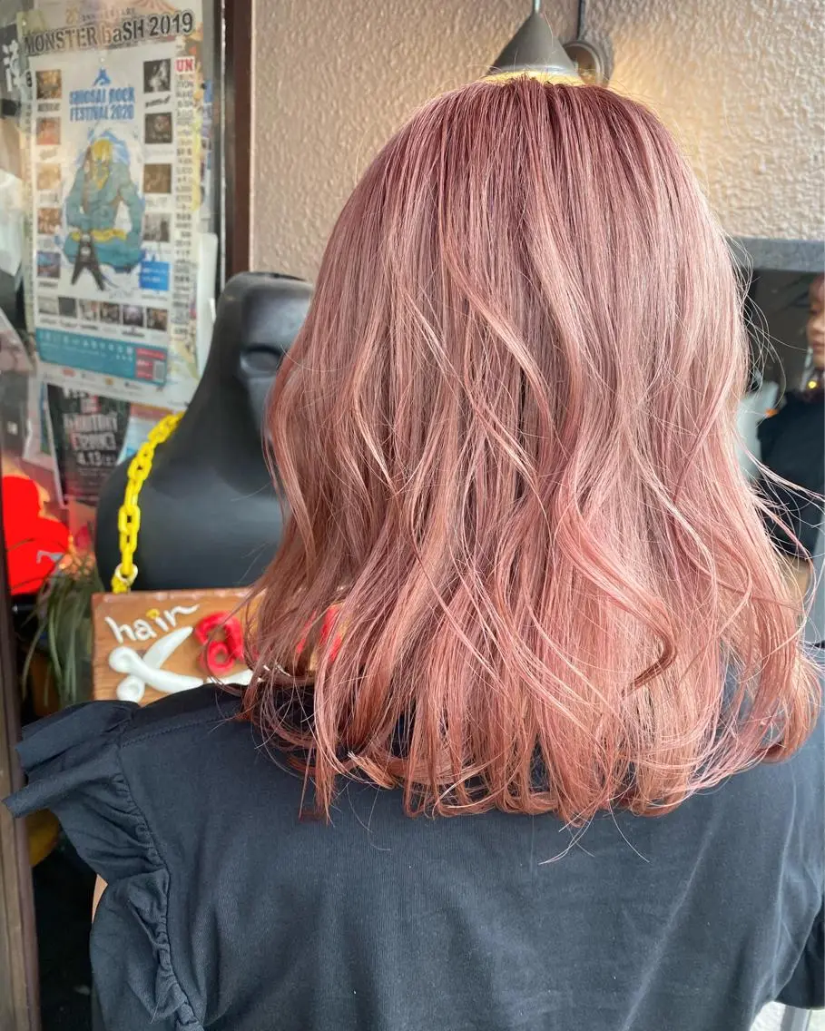 ミディアム カラー ハイトーンカラー ピンクカラー ヘアカラー トリートメント 玉木 育実のヘアスタイル