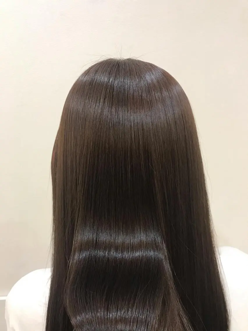 セミロング トリートメント yukari 艶髪ヘアのヘアスタイル