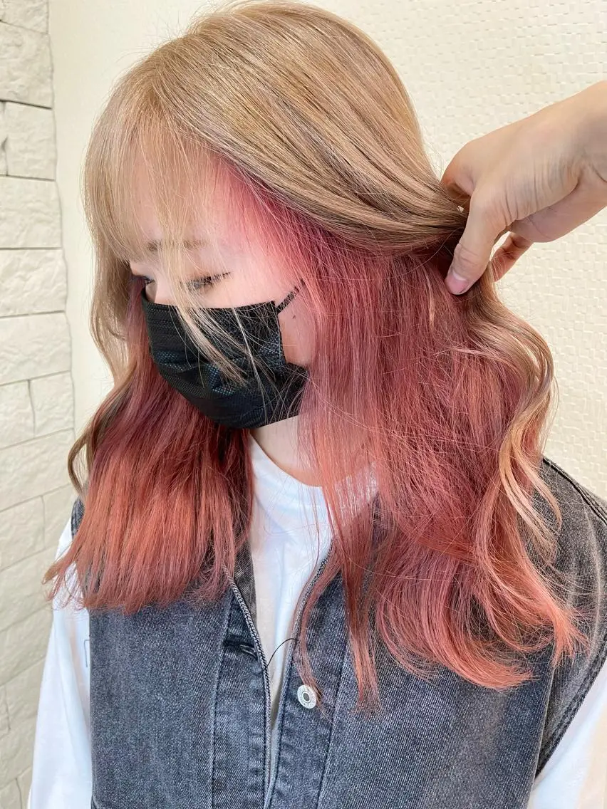 カラー ベージュカラー インナーカラー ミルクティーベージュ ピンクカラー ヘアカラー Kazu 🌠名古屋 ハイトーン/レイヤーのヘアスタイル