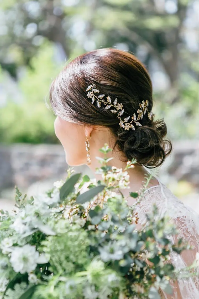 ミディアム ヘアアレンジ ボブ ヘアセット hairmakeup Naohoの眉毛・アイブロウイメージ