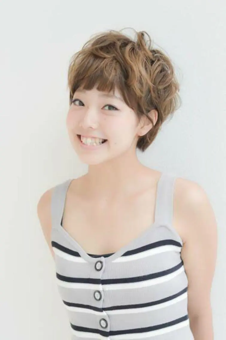 ショート 髪質改善&縮毛矯正へ アデザインピーチ入谷のヘアスタイル