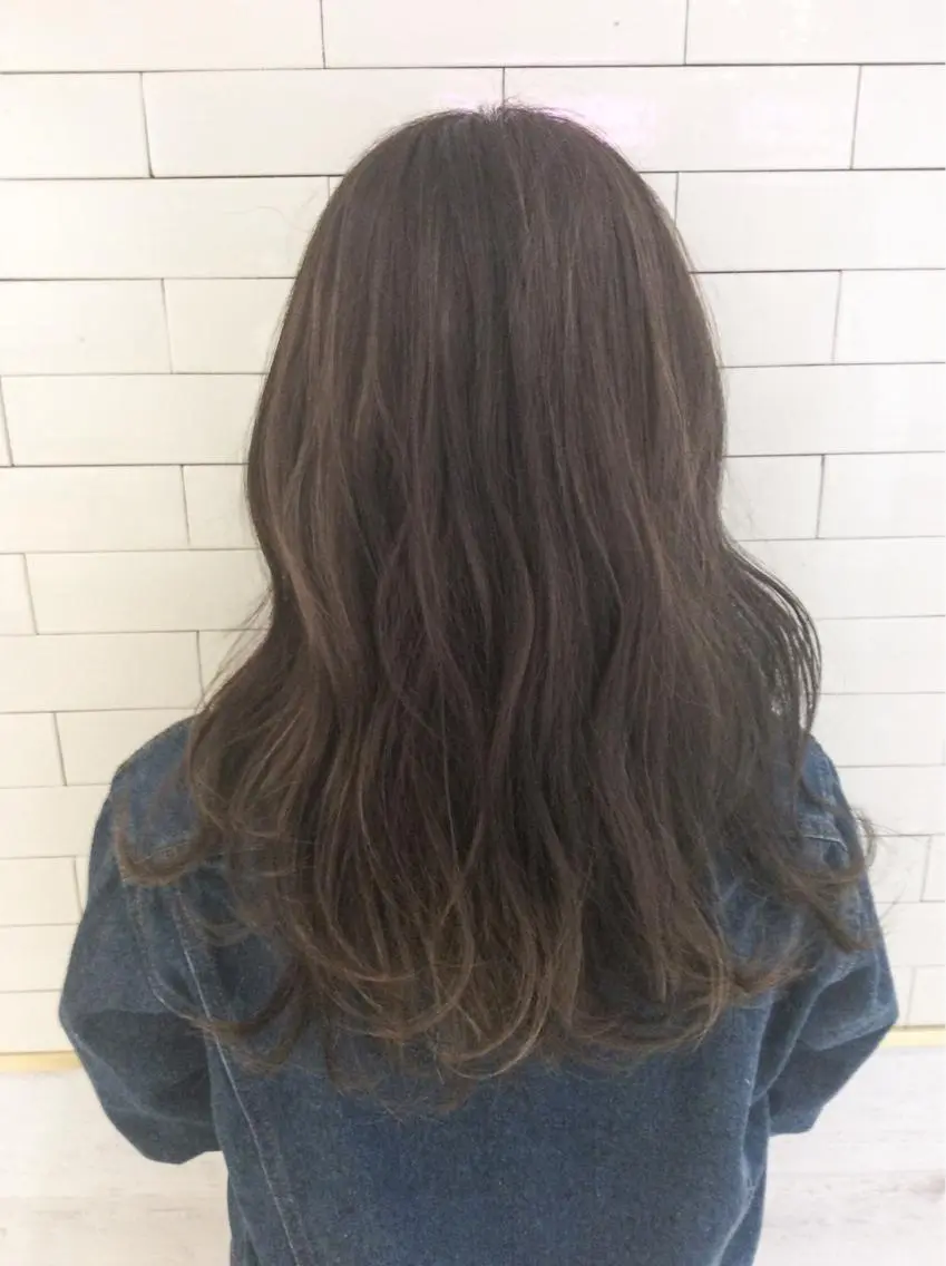 ミディアム カラー レイヤーカット× 髪質改善たもりのヘアスタイル