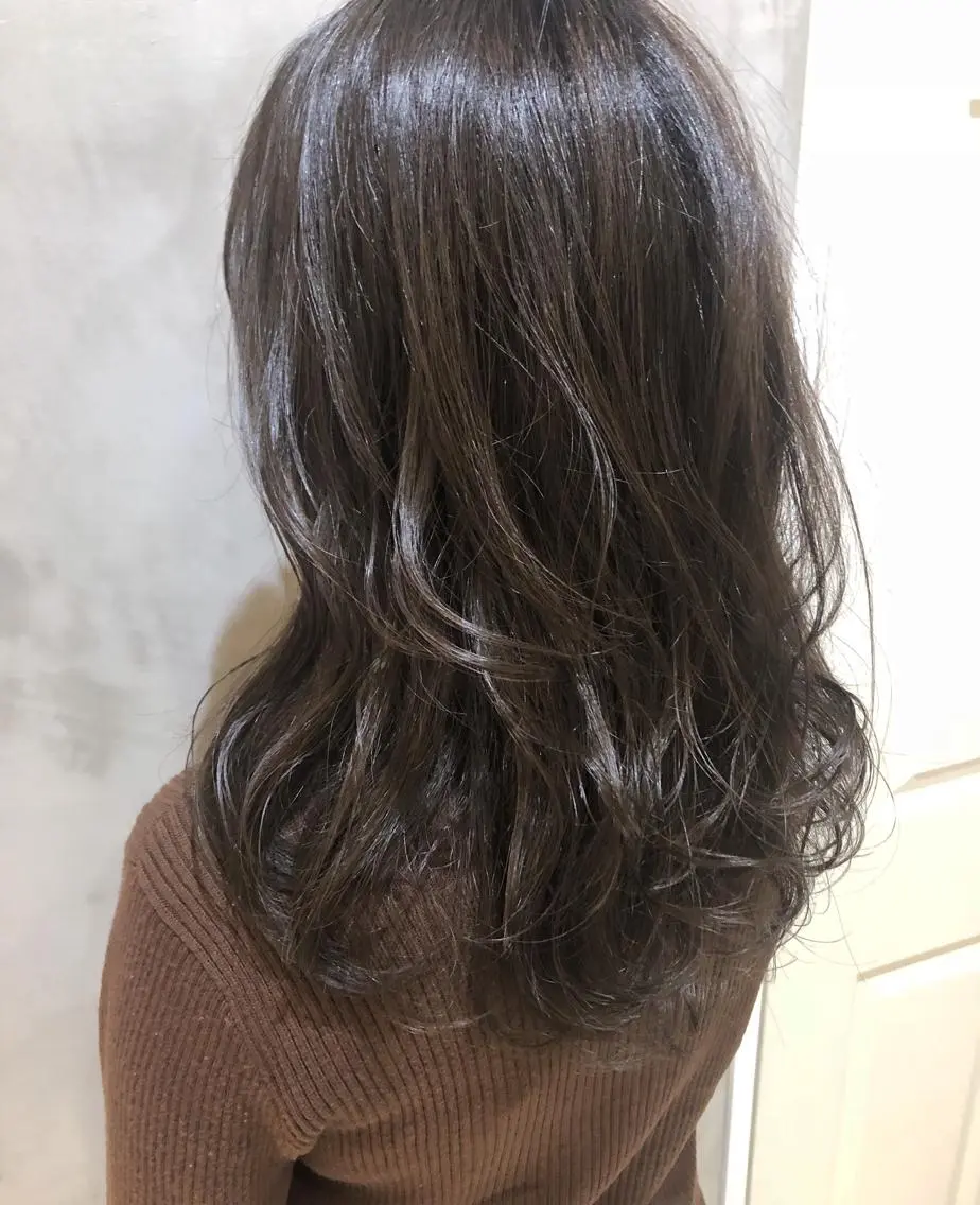 ミディアム ミディアムパーマ アッシュ ボブ エクステ 外国人風カラー カット ヘアカラー 夜23時まで予約🉑 reverieあきらのヘアスタイル