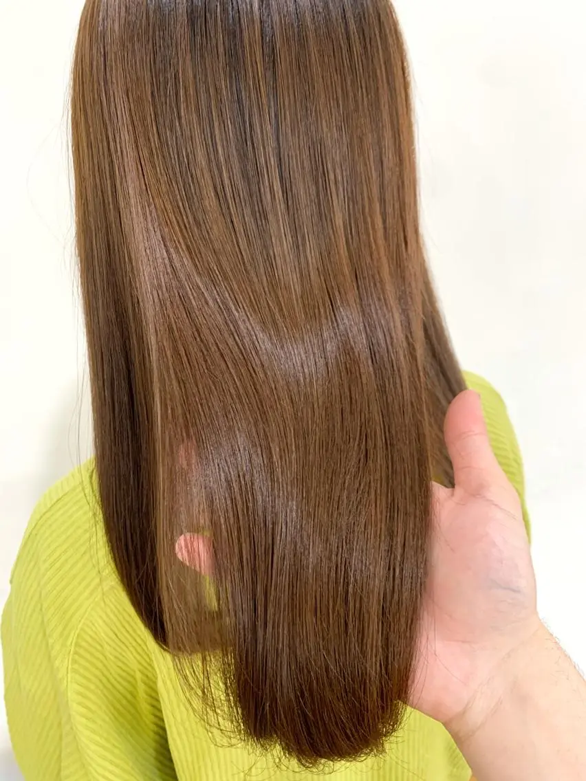 ロング アッシュ アッシュグレー アッシュグレージュ ケアカラー くせ毛 カット ヘアカラー ☀️朝５分で決まる ショート/廣瀬隆志のヘアスタイル