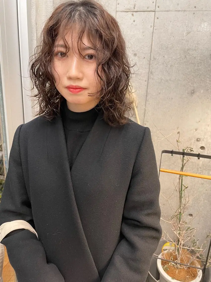 ミディアム カラー カット パーマ トリートメント センスをお届けします 大谷将生infpのヘアスタイル