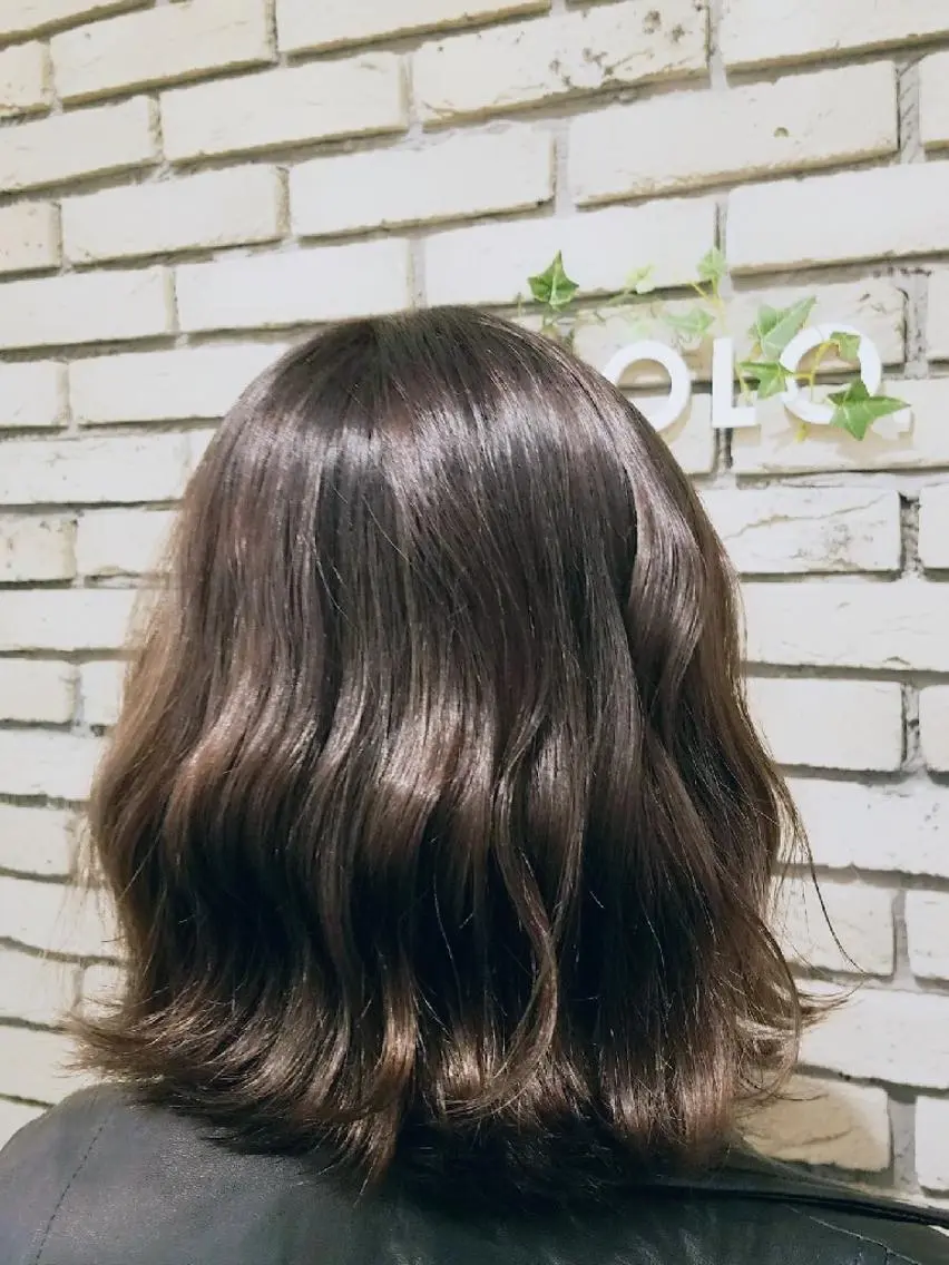 ミディアム カラー ハイライトカラー イルミナカラー ハイライト カット トリートメント ヘッドスパ 🇰🇷透明感×ハイ トーン🌟tomoのヘアスタイル