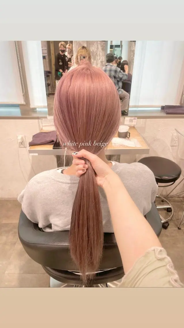 ロング カラー パーマ ヘアアレンジ メンズ キッズ ネイル マツエク・マツパ アイブロウ メンズブリーチ ブリーチ 透明感カラー・レイヤ ー🎀amika🎀のヘアスタイル
