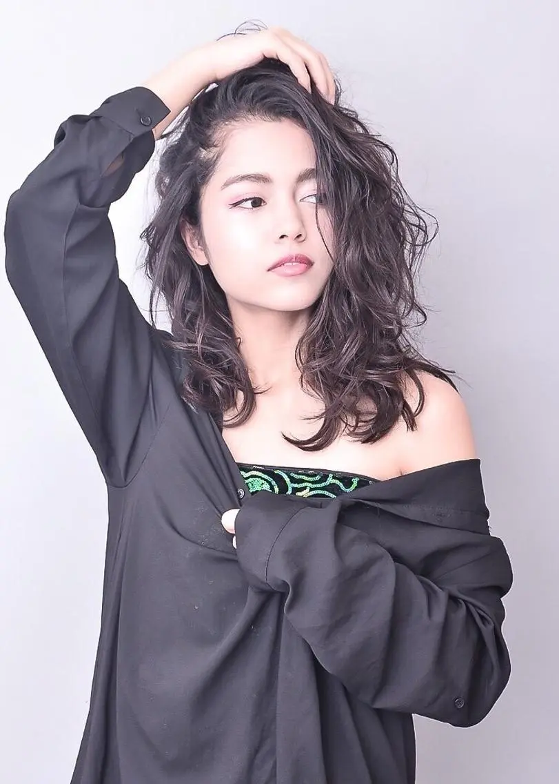 ミディアム カラー パーマ ヘアアレンジ メンズ キッズ ネイル マツエク・マツパ カット ヘアカラー トリートメント EnBlesS西宮 マンツーマン神道有基のヘアスタイル