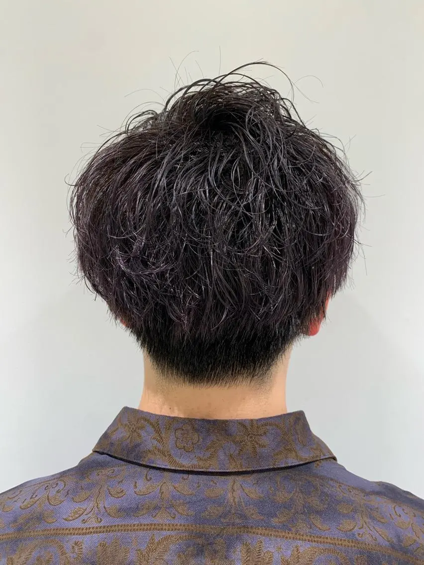 ショート カラー メンズ メンズブリーチ ブリーチ イルミナカラー シルバー カット ヘアカラー トリートメント 【メンズ縮毛矯正/ Ryoka】のヘアスタイル