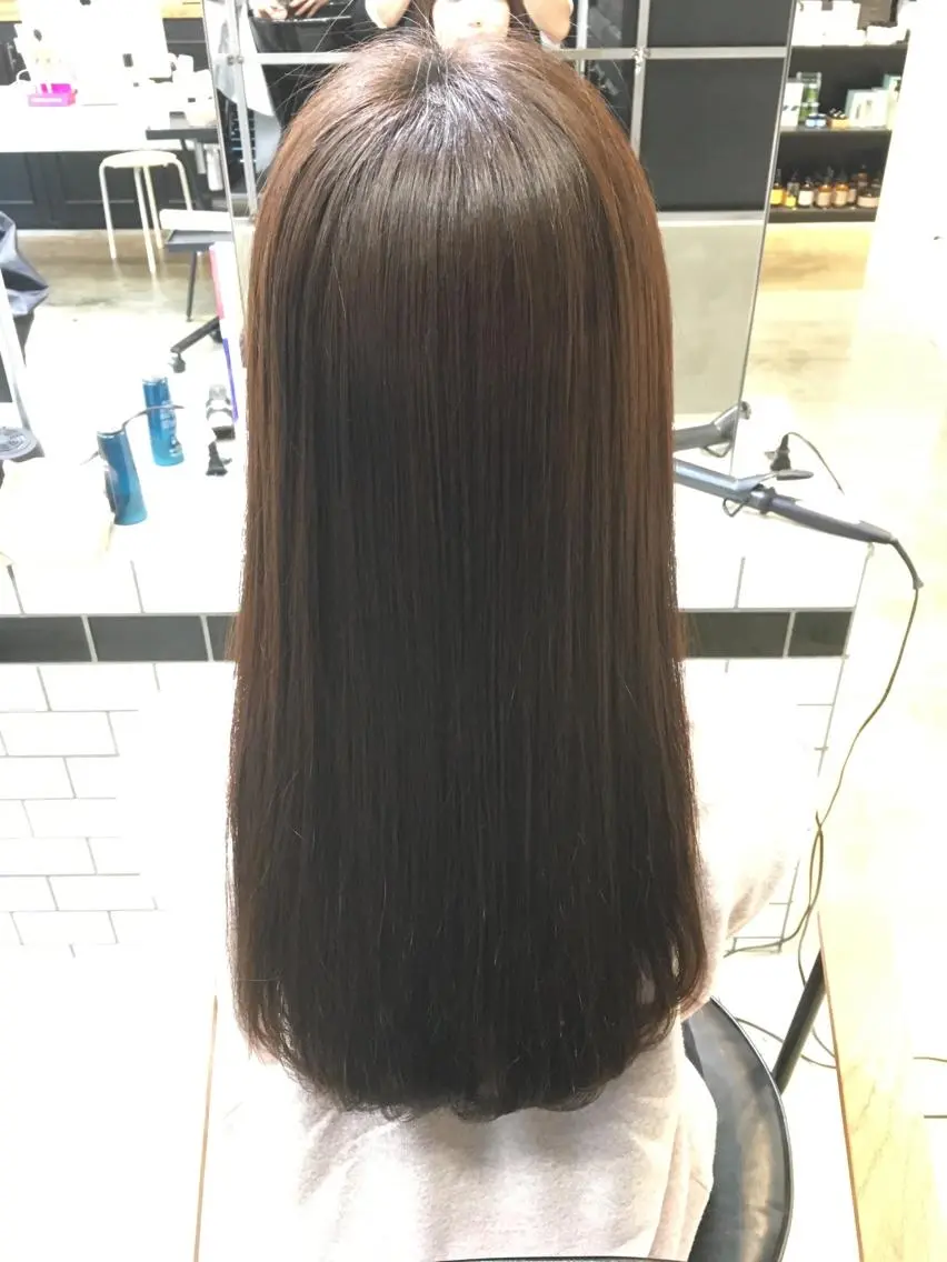 ロング カラー メンズ眉毛ITSUK Iメンズ専門 新宿の眉毛・アイブロウイメージ