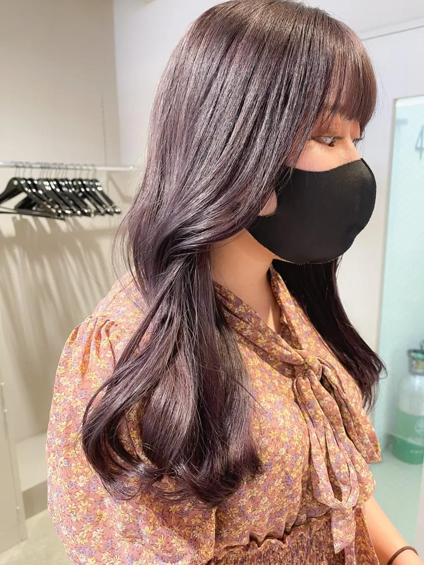 ロング カラー カット ヘアカラー トリートメント ハイトーン×レイヤー カットTAKUMIのヘアスタイル