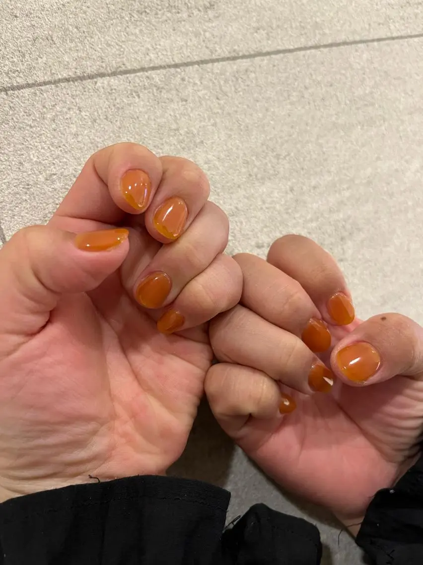 ネイル オレンジ 小川 奈々花のネイルデザイン