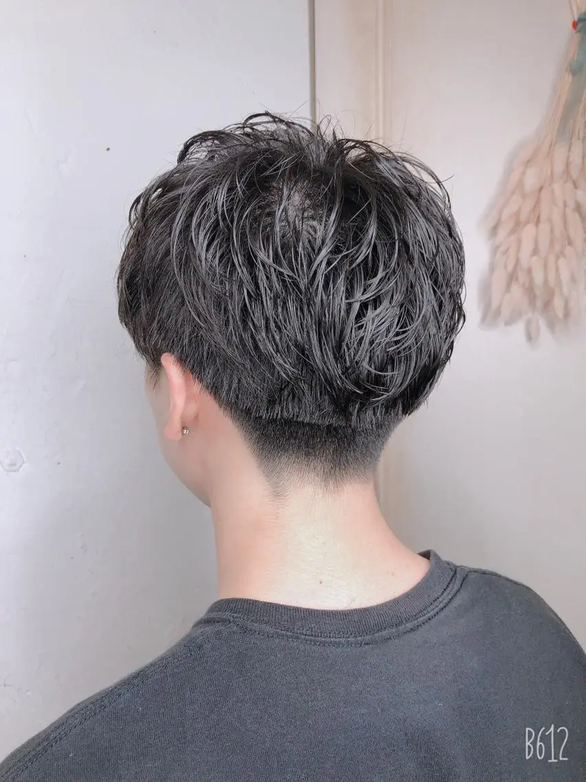 パーマ メンズ カット デザインカラー🎨 下北沢 / 磯部のヘアスタイル