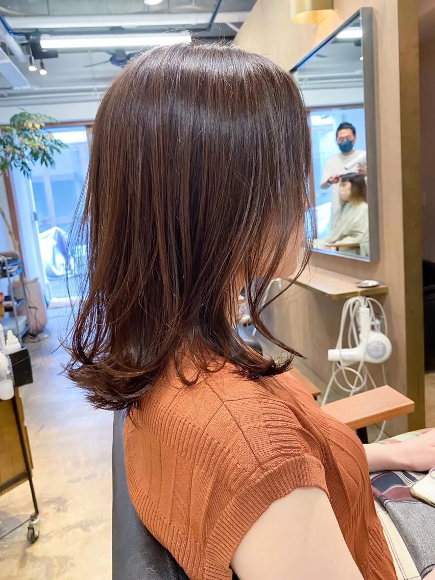カラー 吉田 絵実香のヘアスタイル
