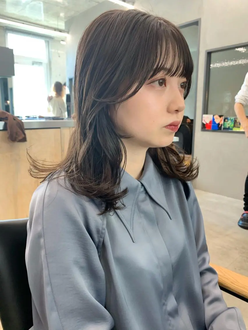 ミディアム カラー 顔周りカット カット ヘアカラー トリートメント sakoda shunkiのヘアスタイル