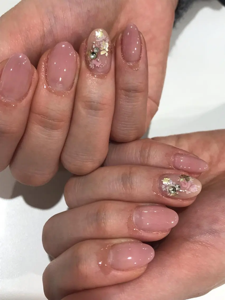 ネイル ハンドネイル ハンドケア Charme. NOBUKOのネイルデザイン