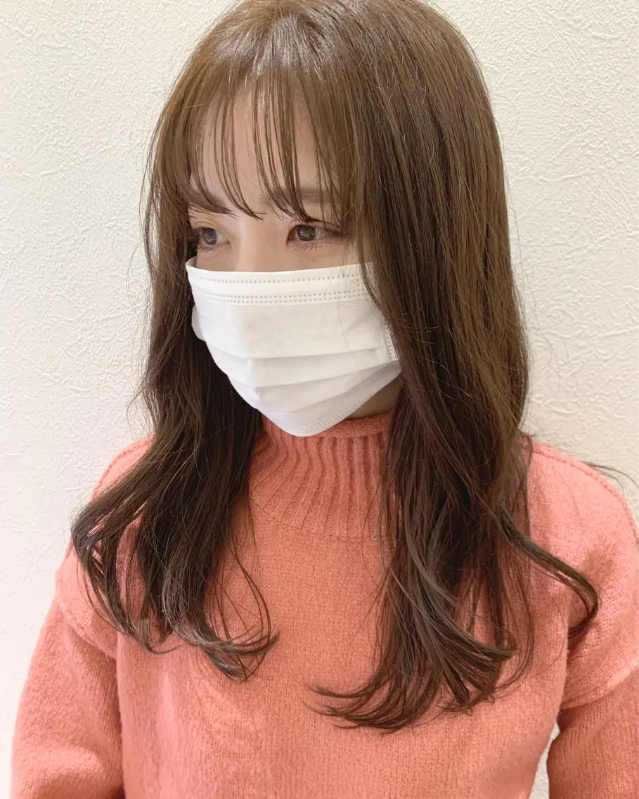 ロング カラー ベージュカラー ブリーチ ブラウンカラー ブラウンベージュ ブリーチなしカラー hubhair レイヤー/透明感のヘアスタイル