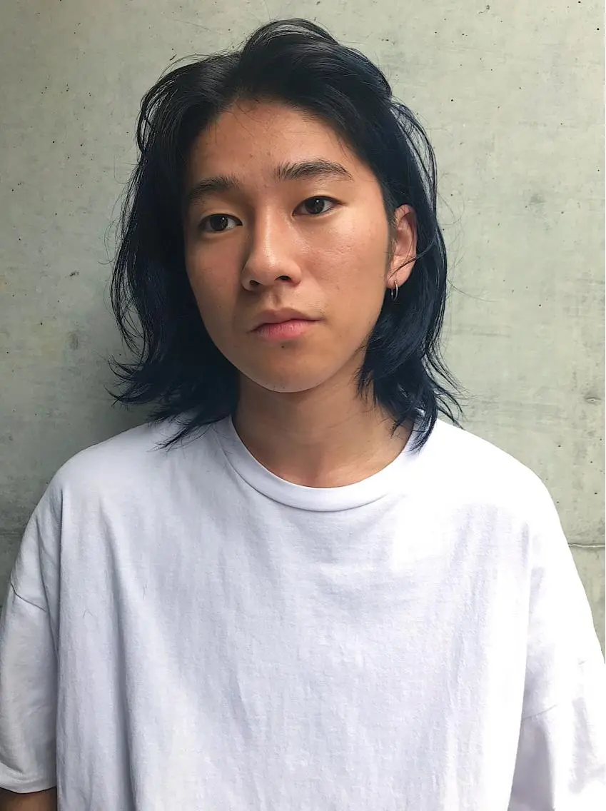 ミディアム カラー メンズ 山下 亮輔のヘアスタイル