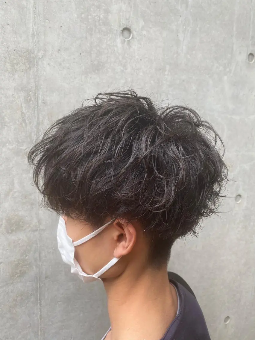 ショート パーマ メンズ 梅田茶屋町メンズ 専門美容師 山元一平のヘアスタイル