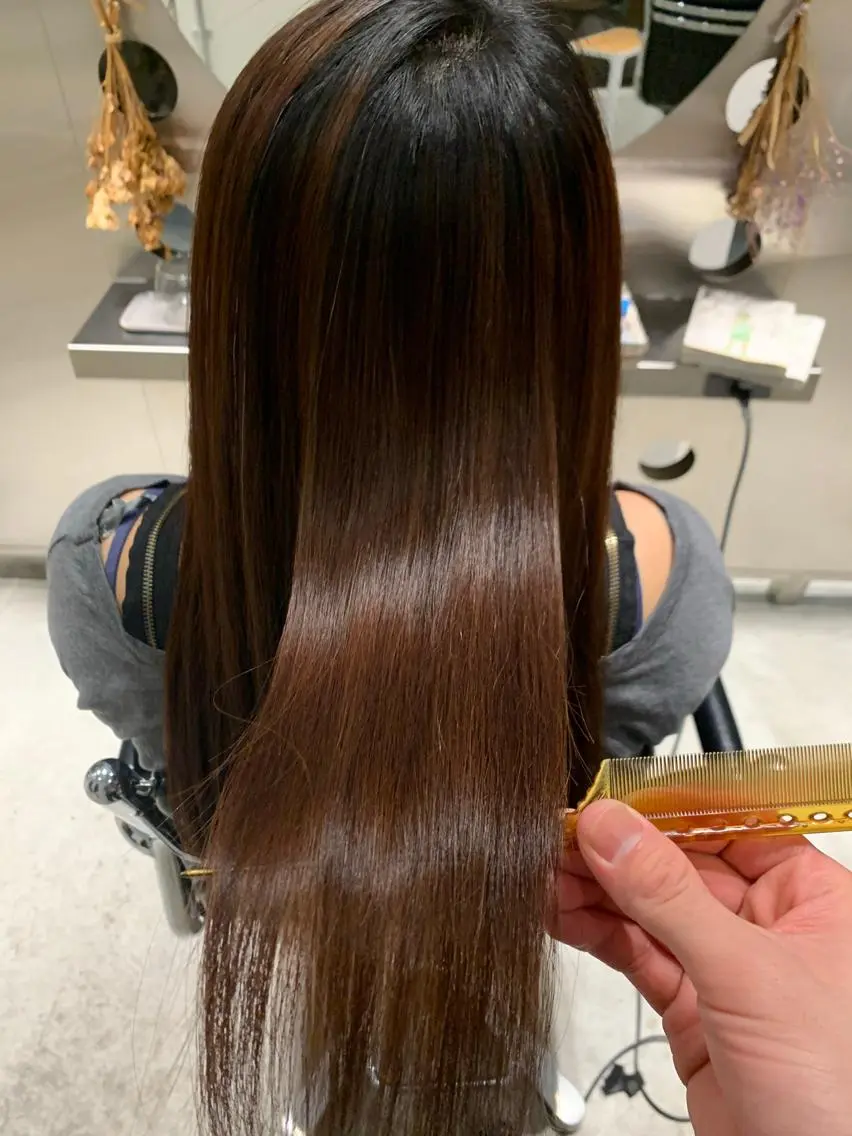 ロング 【お悩み解決のプロ】 ハヤシタクミのヘアスタイル
