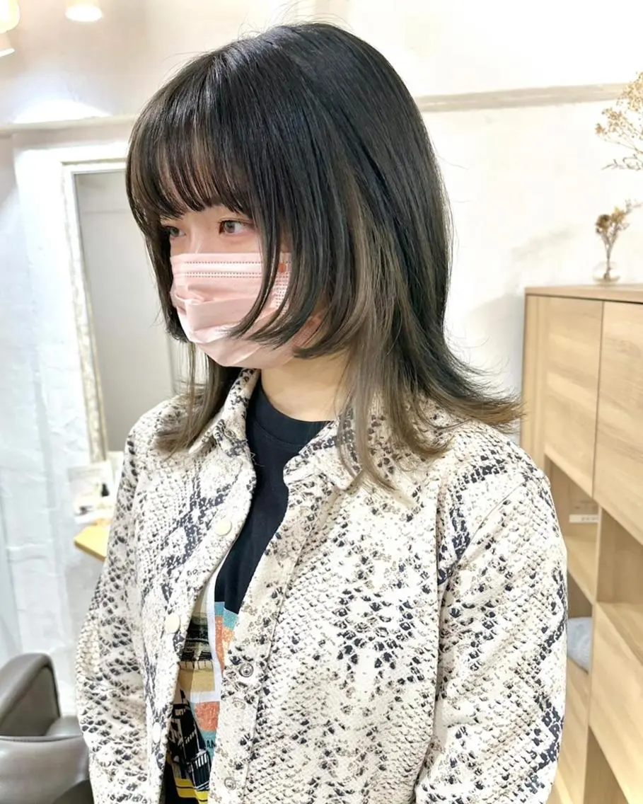 ショート カラー パーマ 切りっぱなしボブ 前下がりボブ ショートボブ ベージュカラー 黒髪 髪質改善 縮毛矯正/ レイヤー/銀座/本木のヘアスタイル