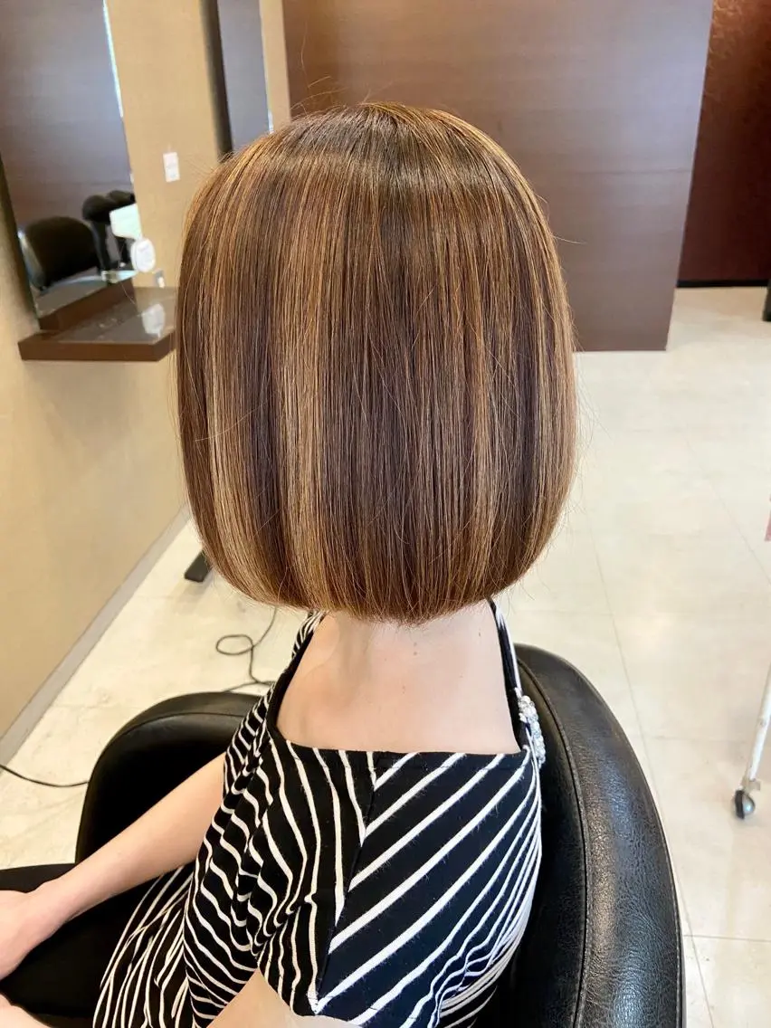 ショート ヘアカラー トリートメント 浅川 実行のヘアスタイル