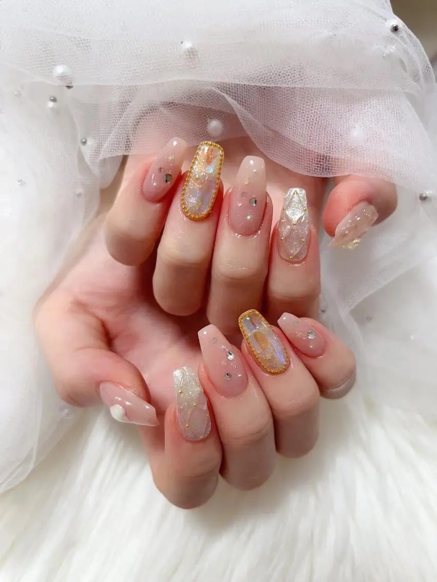 ネイル ハンドネイル ＆ME アンドミーのネイルデザイン