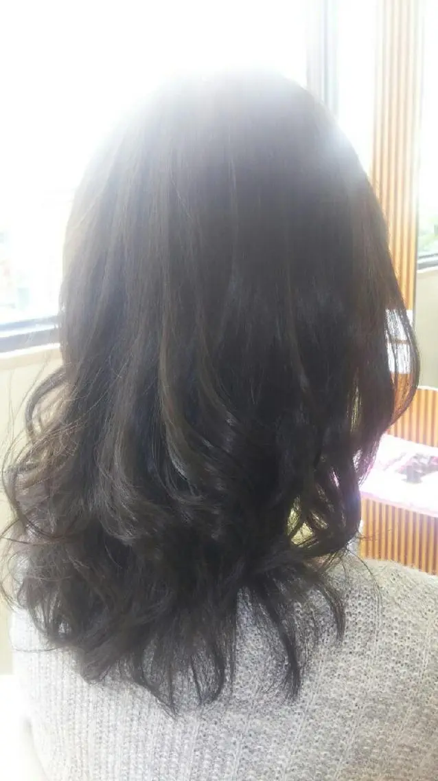 ミディアム カラー アッシュ 透明感カラー トリートメント 脇田 雄大のヘアスタイル