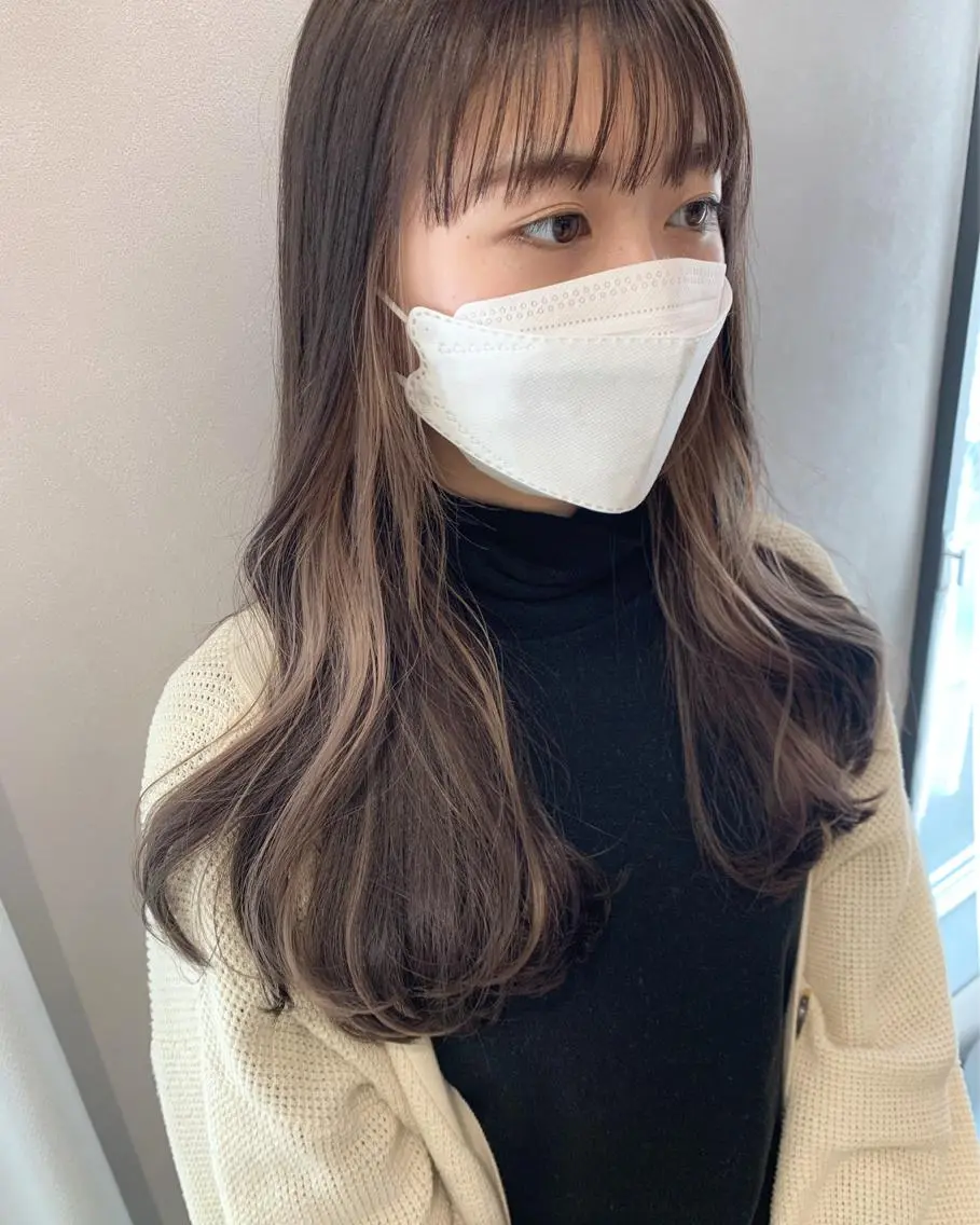ロング カラー イヤリングカラー カット ヘアカラー トリートメント hubhair レイヤー/透明感のヘアスタイル