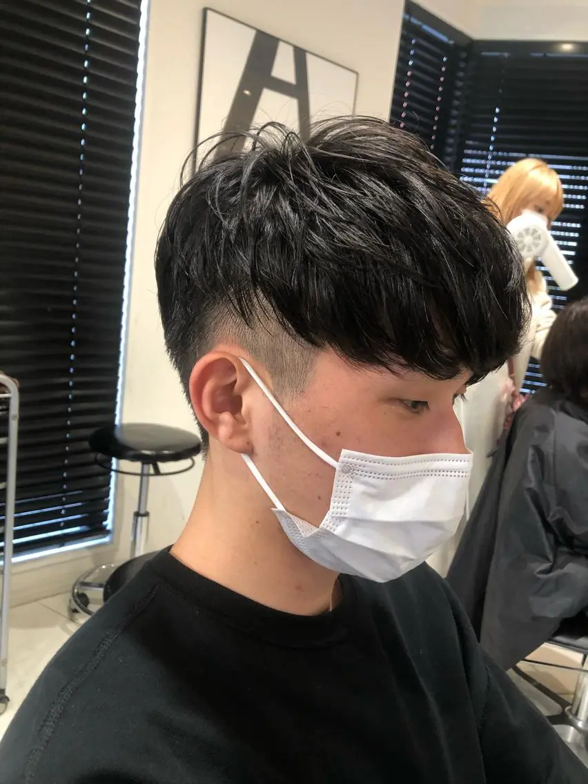 ショート メンズ マッシュ 刈り上げ ミヤギ リュウキのヘアスタイル
