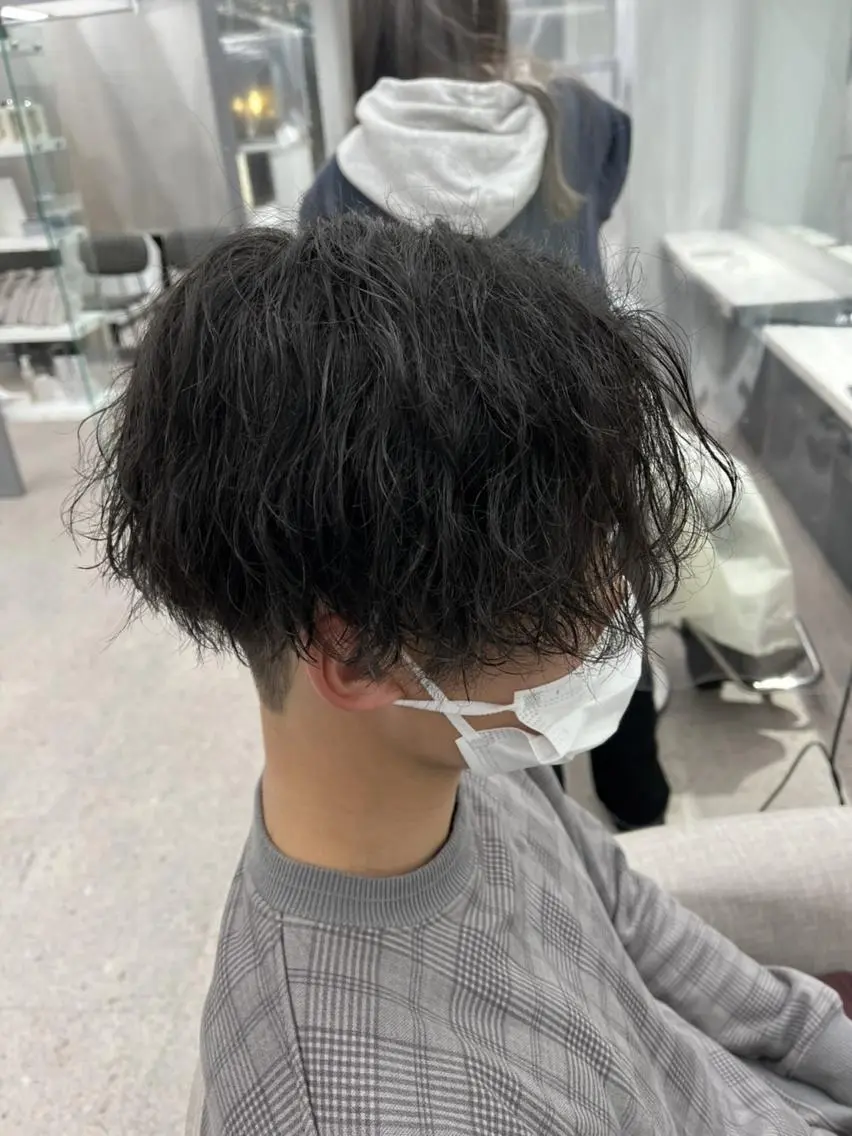 メンズ 京都河原町 メンズパーマ助川龍哉のヘアスタイル