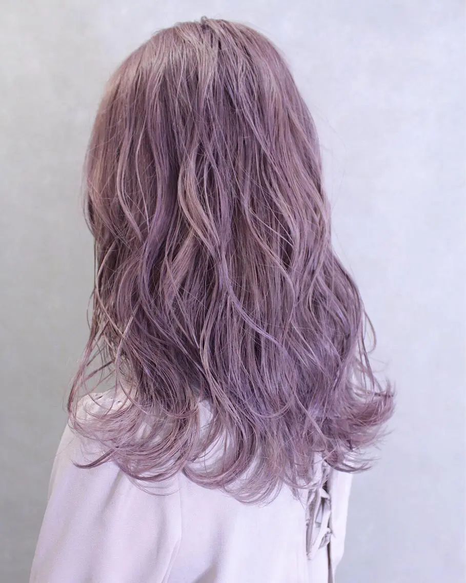 セミロング カラー ヘアアレンジ ピンクカラー ヘアカラー トリートメント lani ブリーチ /ダブルカラーのヘアスタイル