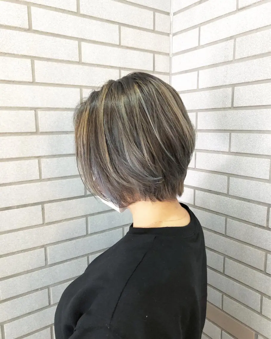 ショート カラー ハイライトカラー ハイライト 中村 よしひでのヘアスタイル