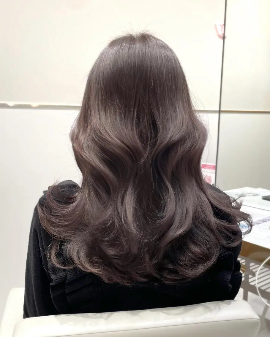 セミロング カラー ヘアアレンジ 🤎小顔レイヤー /ベージュ🤎友香のヘアスタイル